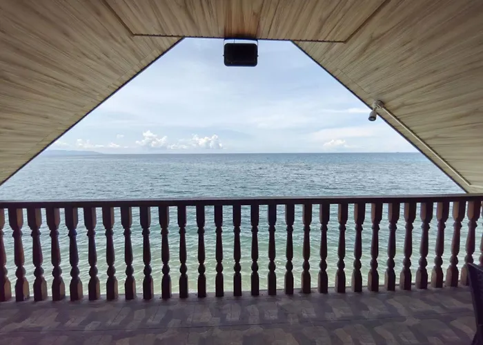 Sea Breeze Beachfront Cebu Guest house