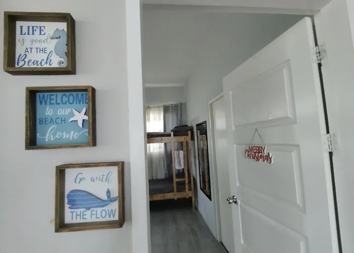 Sea Breeze Beachfront Cebu Guest house