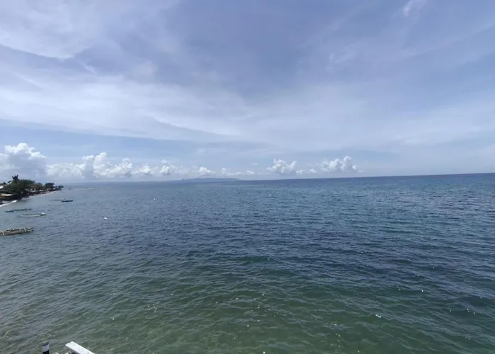 Guest house Sea Breeze Beachfront Cebu