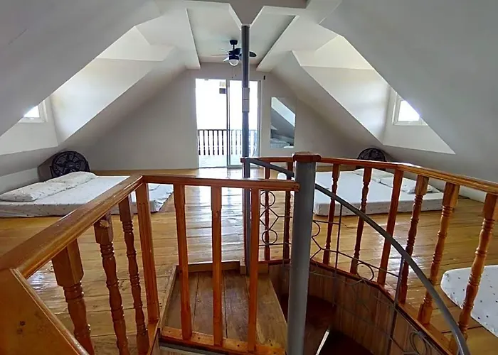 Guest house Sea Breeze Beachfront Cebu